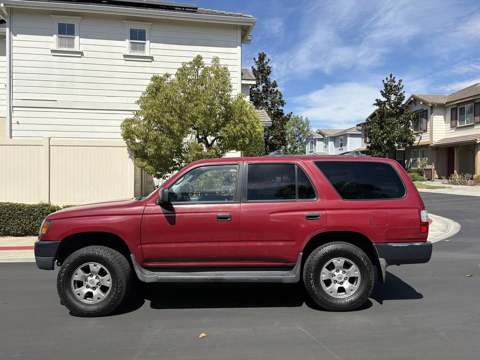 1997 Toyota 4Runner 3rd Gen - Image 2 of 11