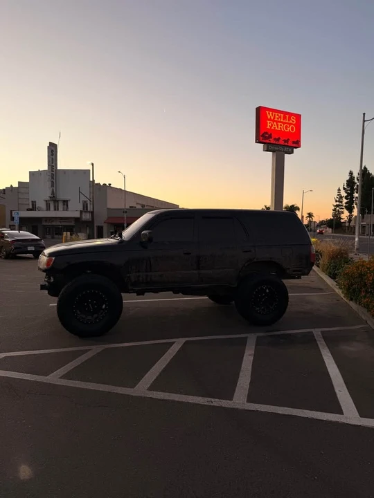 1997 Toyota 4Runner 3rd Gen - Image 4 of 4