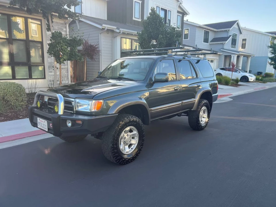 1997 Toyota 4Runner 3rd Gen - Image 2 of 9