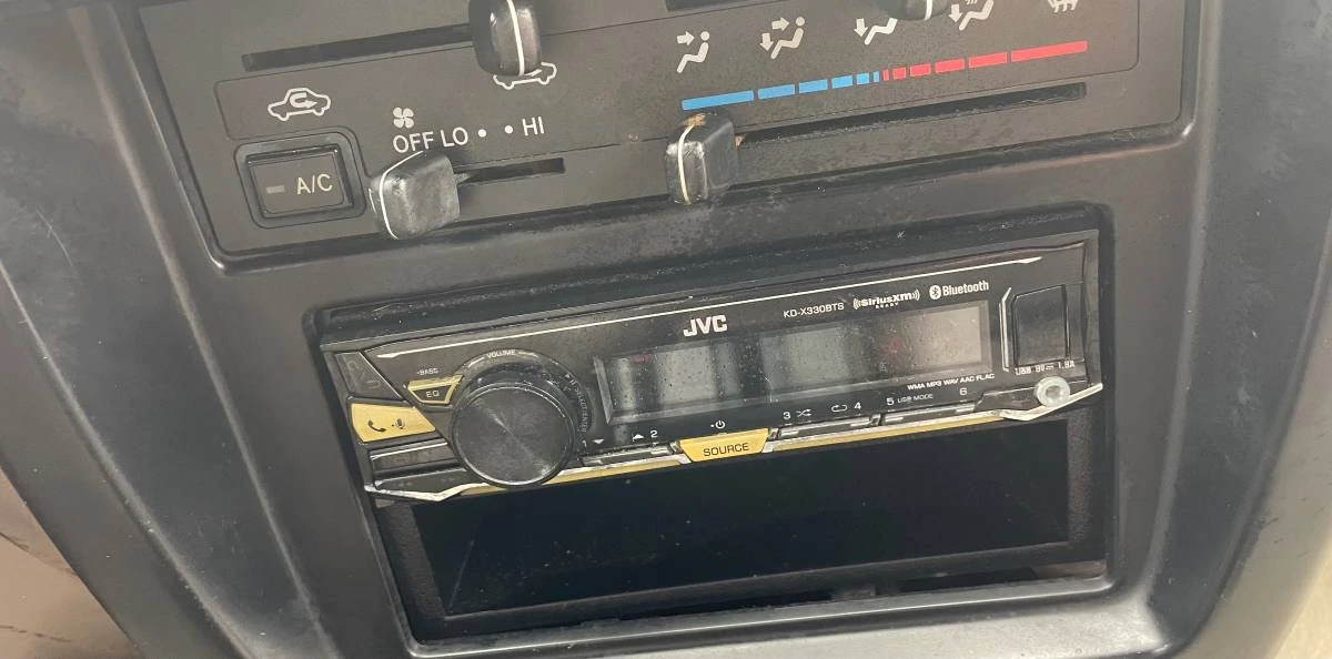 1997 Toyota 4Runner 3rd Gen - Image 13 of 17