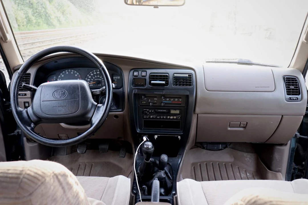 1997 Toyota 4Runner - Image 15 of 18