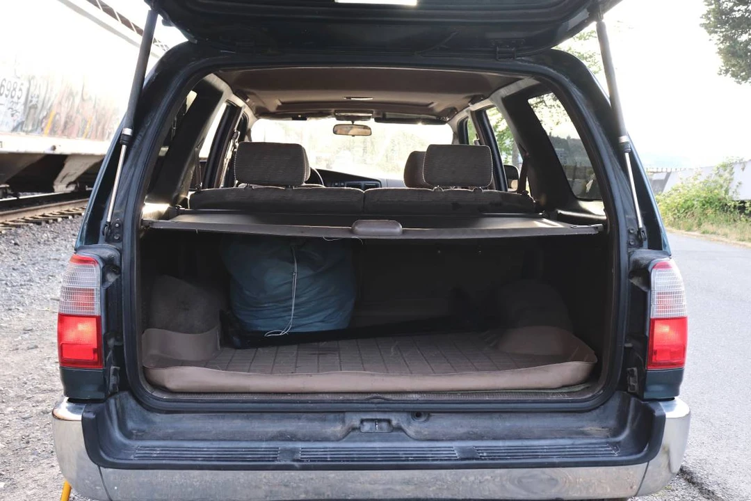 1997 Toyota 4Runner - Image 17 of 18