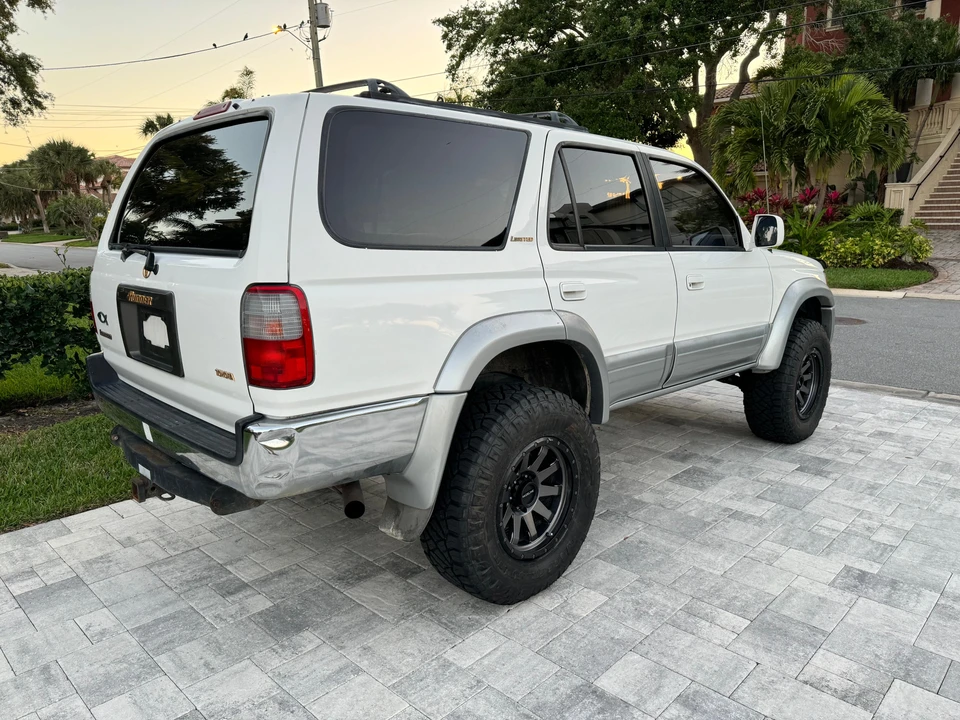 1997 Toyota 4Runner 3rd Gen - Image 9 of 31