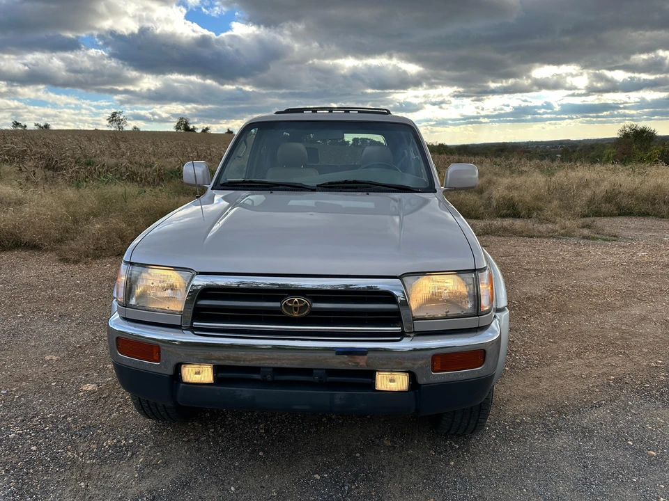 1997 Toyota 4Runner 3rd Gen - Image 9 of 31