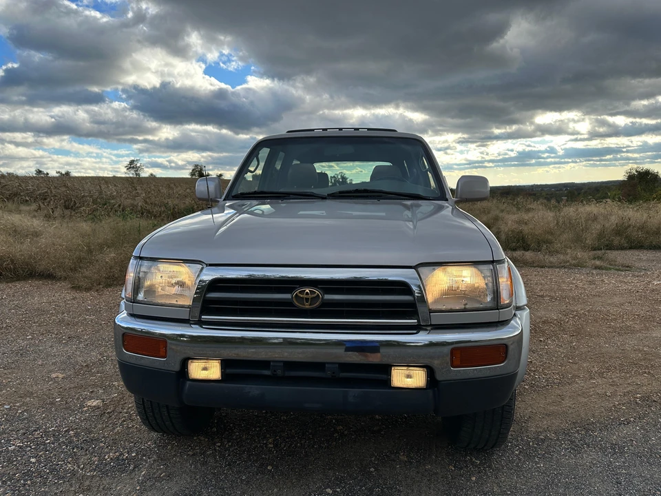1997 Toyota 4Runner 3rd Gen - Image 10 of 31