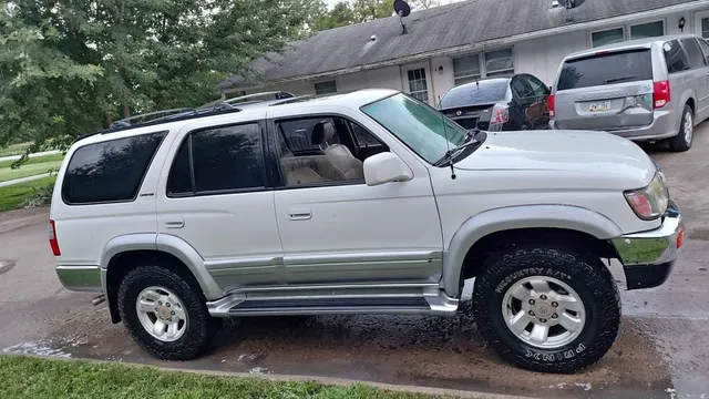 1997 Toyota 4Runner Limited Sport Utility 4D