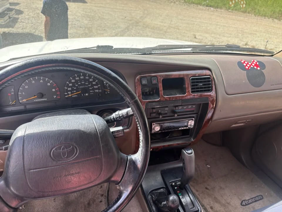 1997 Toyota 4Runner 3rd Gen - Image 9 of 13