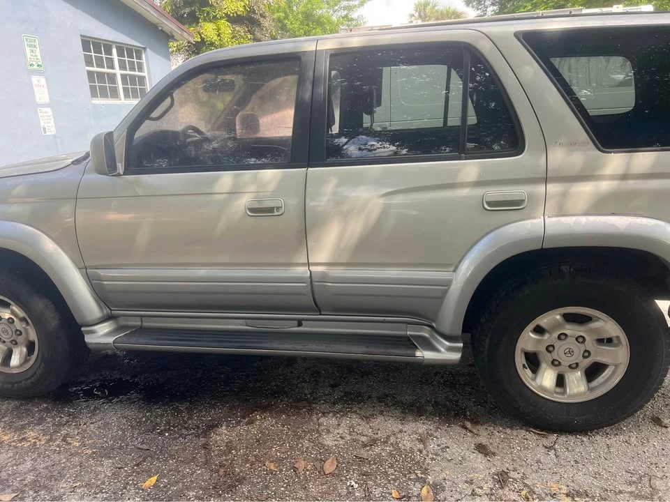 1997 Toyota 4Runner 3rd Gen - Image 11 of 17