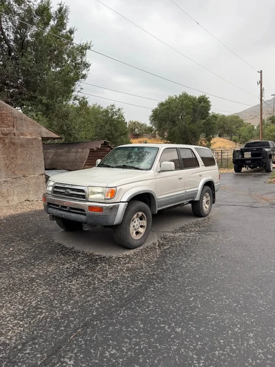 1997 Toyota 4Runner 3rd Gen - Image 2 of 7