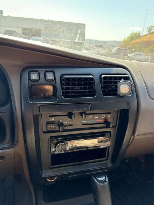 1997 Toyota 4Runner 3rd Gen - Image 9 of 12