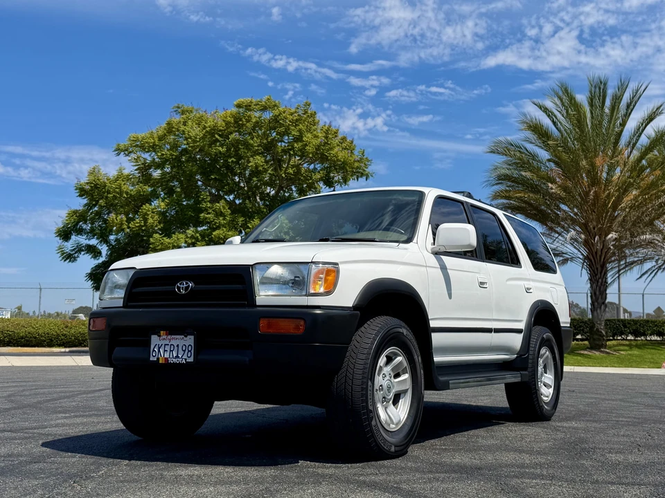 1997 Toyota 4Runner 3rd Gen - Image 10 of 31