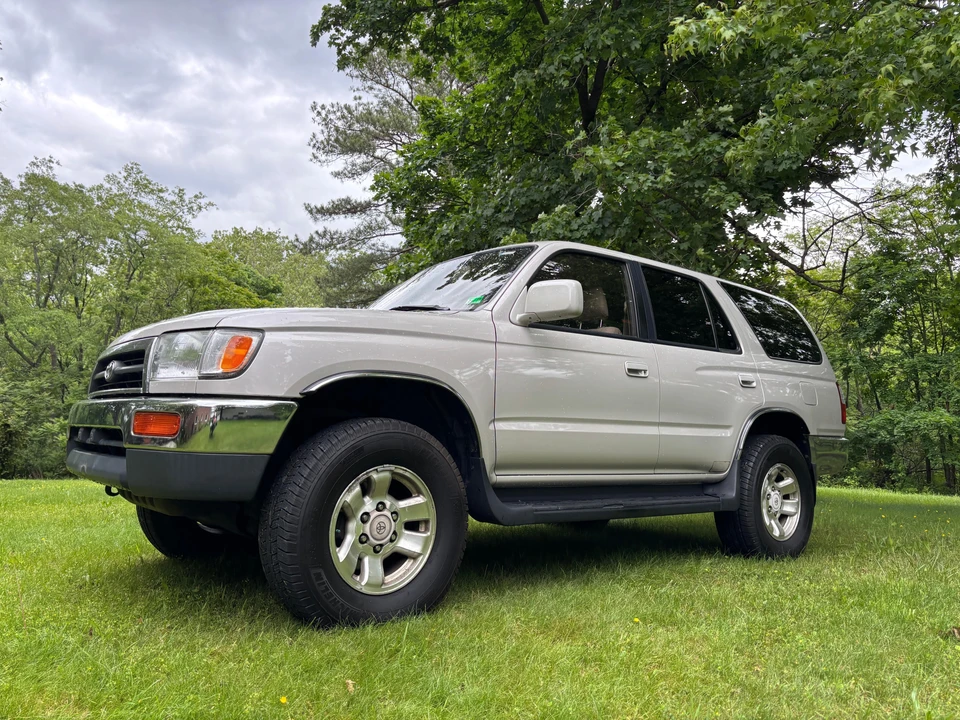 1997 Toyota 4Runner 3rd Gen - Image 10 of 31