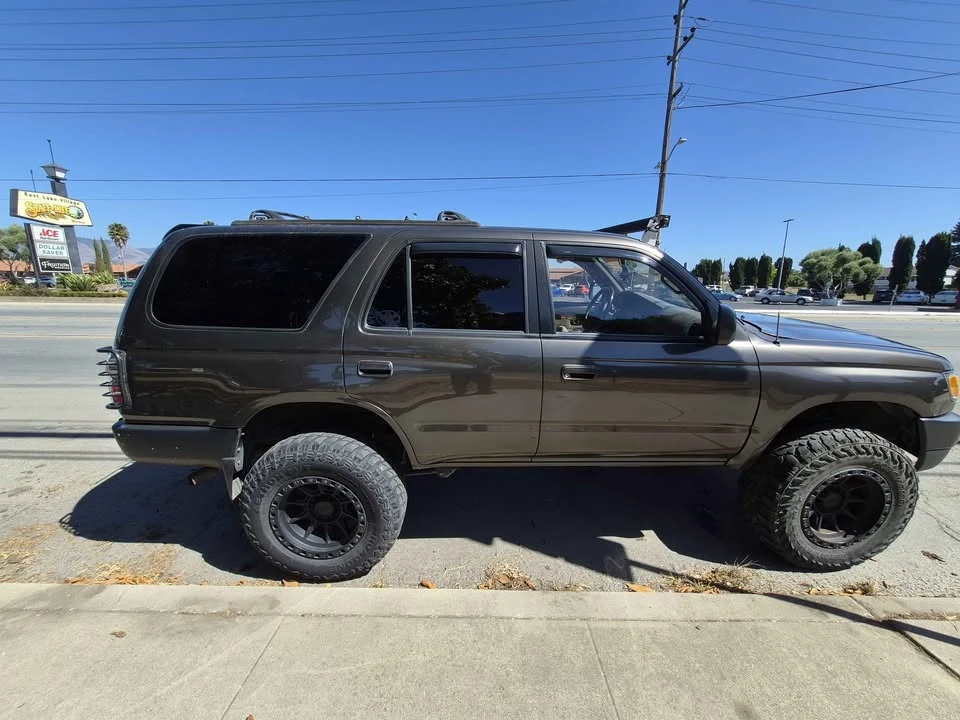 1997 Toyota 4Runner 3rd Gen - Image 2 of 11