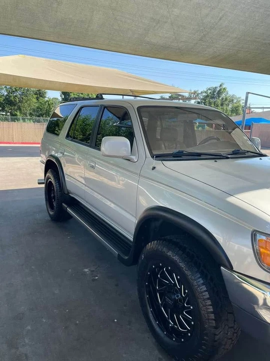 1997 Toyota 4Runner 3rd Gen - Image 2 of 9