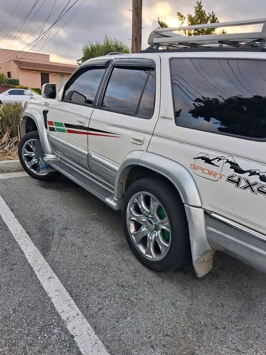 1997 Toyota 4Runner 3rd Gen - Image 5 of 8