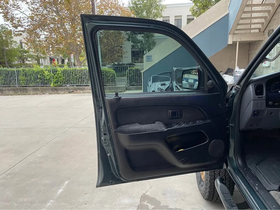 1997 Toyota 4Runner 3rd Gen - Image 11 of 16