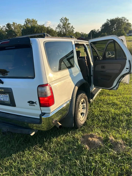 1997 Toyota 4Runner 3rd Gen - Image 4 of 12