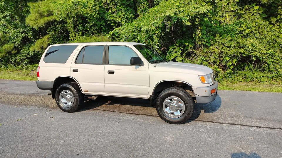1997 Toyota 4Runner 3rd Gen - Image 2 of 10