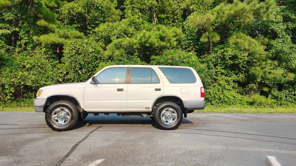 1997 Toyota 4Runner 3rd Gen - Image 5 of 10