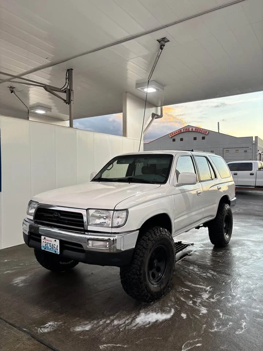 1997 Toyota 4Runner 3rd Gen - Image 2 of 12