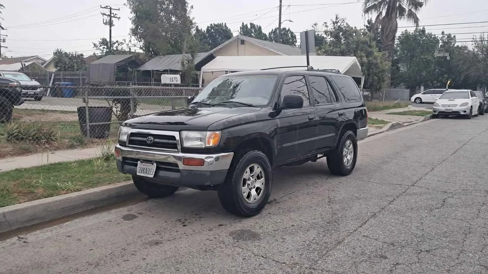 1997 Toyota 4Runner 3rd Gen - Image 2 of 3