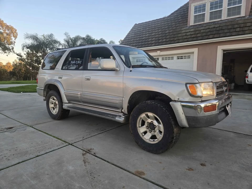 1997 Toyota 4Runner 3rd Gen - Image 5 of 9
