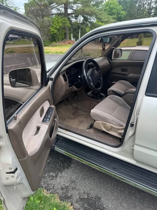 1997 Toyota 4Runner 3rd Gen - Image 5 of 15
