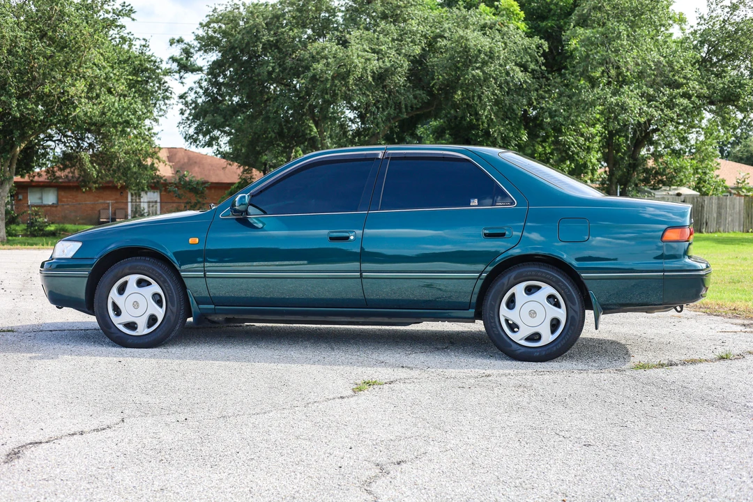 1997 Toyota Camry 4th Gen - Image 12 of 31