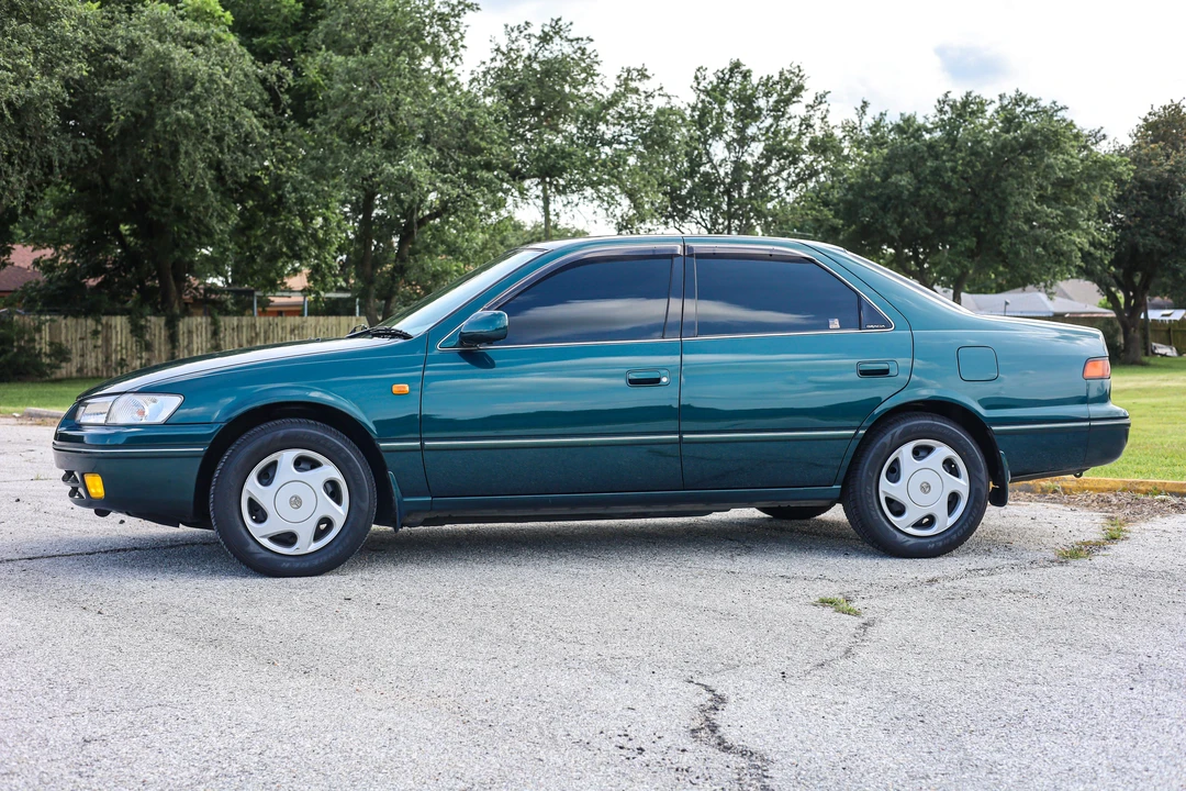 1997 Toyota Camry 4th Gen - Image 10 of 31