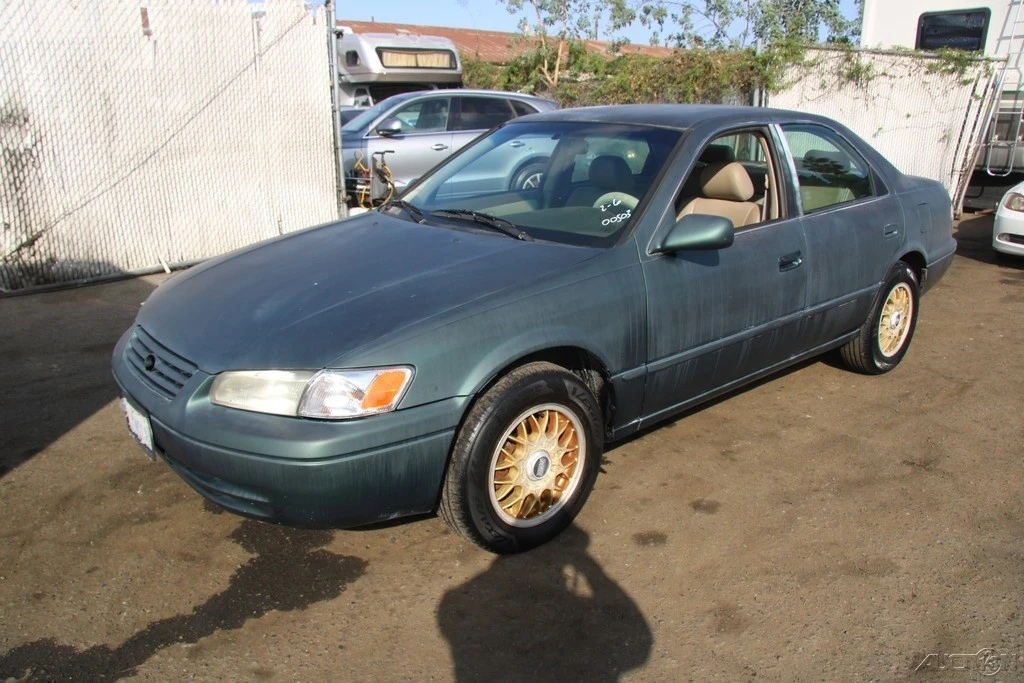 1997 Toyota Camry 4th Gen - Image 2 of 21