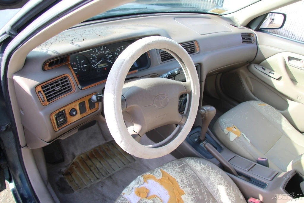 1997 Toyota Camry 4th Gen - Image 13 of 21