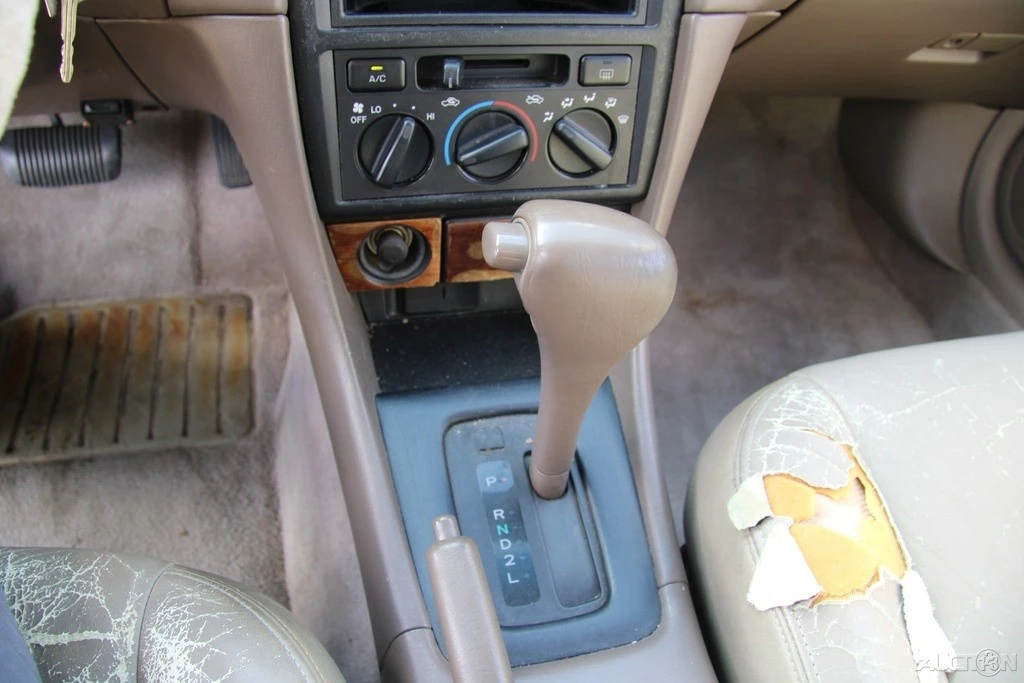 1997 Toyota Camry 4th Gen - Image 17 of 21