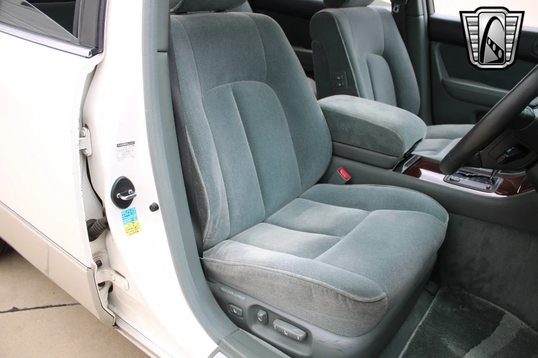 1997 Toyota Celsior 2nd Gen - Image 15 of 21
