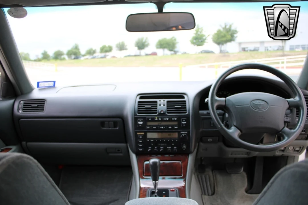1997 Toyota Celsior 2nd Gen - Image 18 of 21