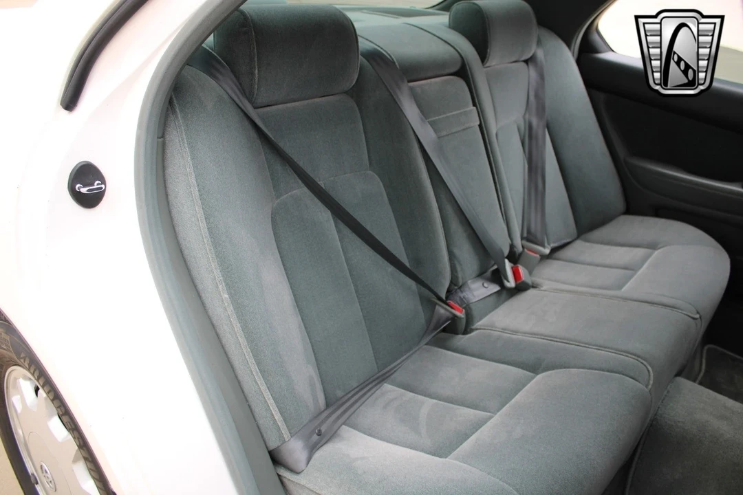 1997 Toyota Celsior 2nd Gen - Image 17 of 21