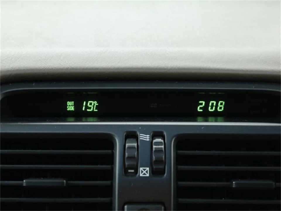 1997 Toyota Celsior 2nd Gen - Image 12 of 31