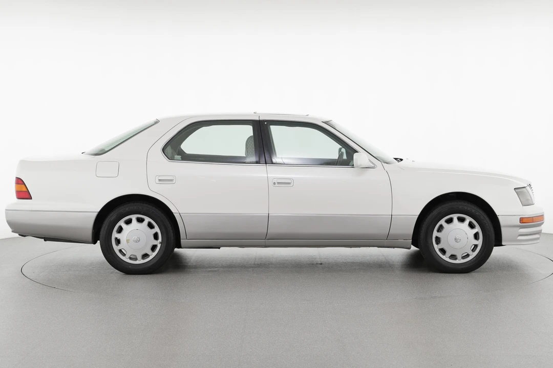 1997 Toyota Celsior 2nd Gen - Image 3 of 31