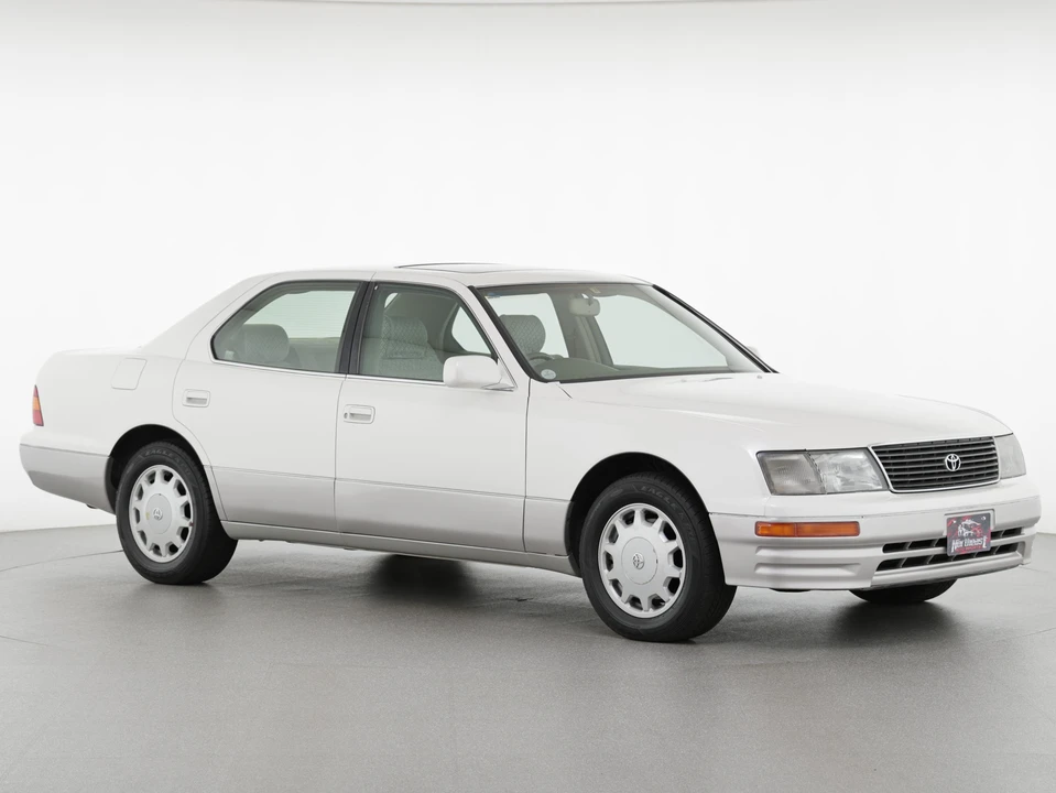 1997 Toyota Celsior 2nd Gen - Image 10 of 31