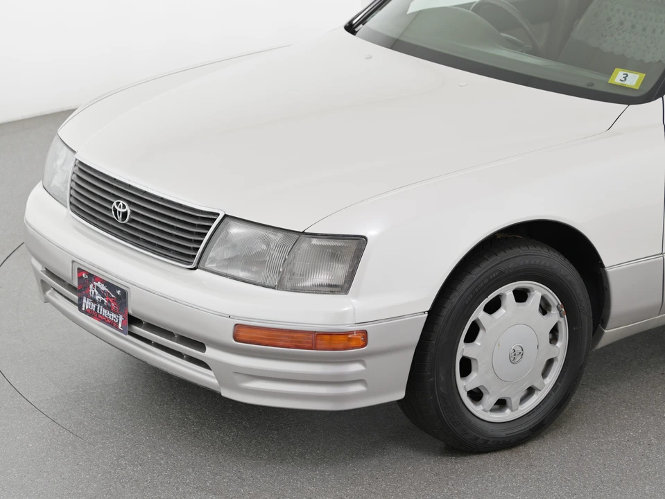 1997 Toyota Celsior 2nd Gen - Image 16 of 31