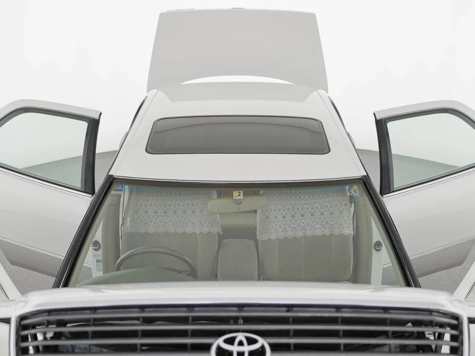 1997 Toyota Celsior 2nd Gen - Image 28 of 31