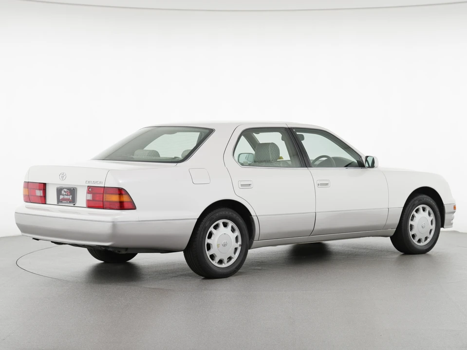 1997 Toyota Celsior 2nd Gen - Image 9 of 31