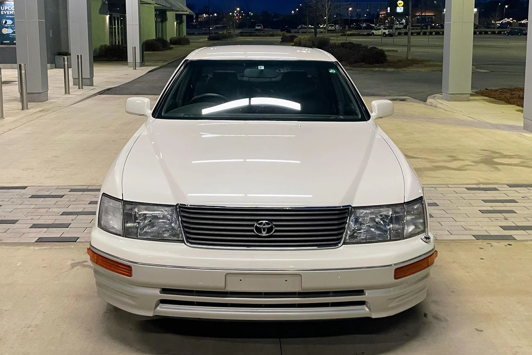1997 Toyota Celsior 2nd Gen - Image 2 of 31