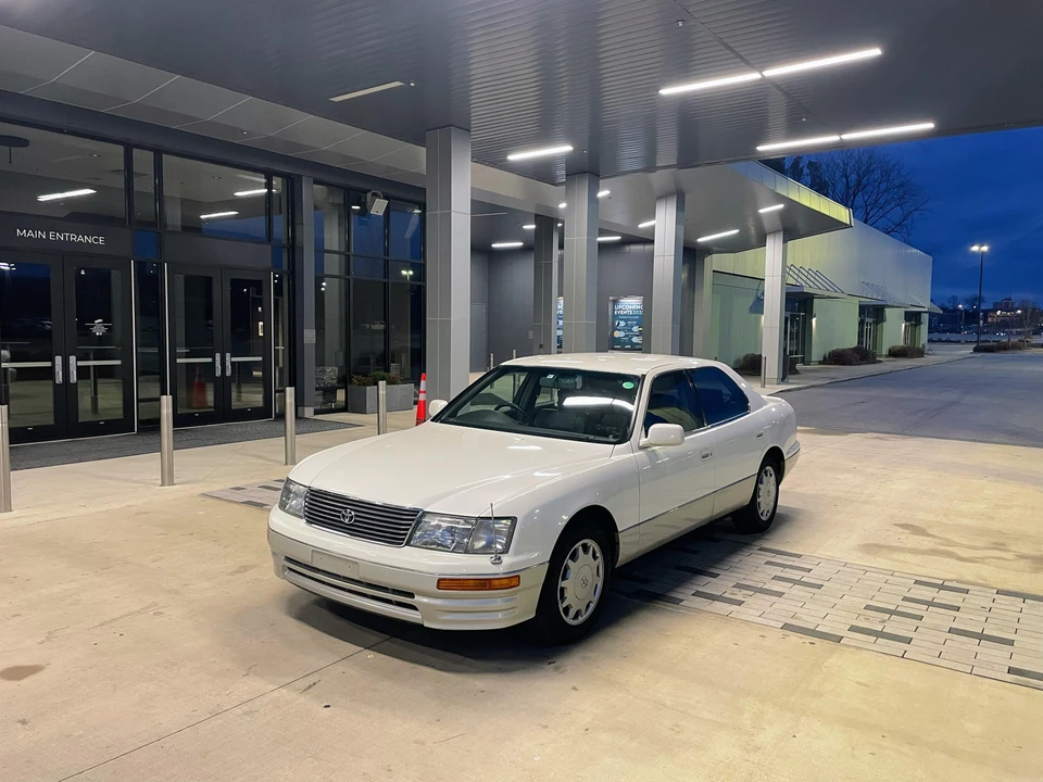1997 Toyota Celsior 2nd Gen - Image 9 of 31