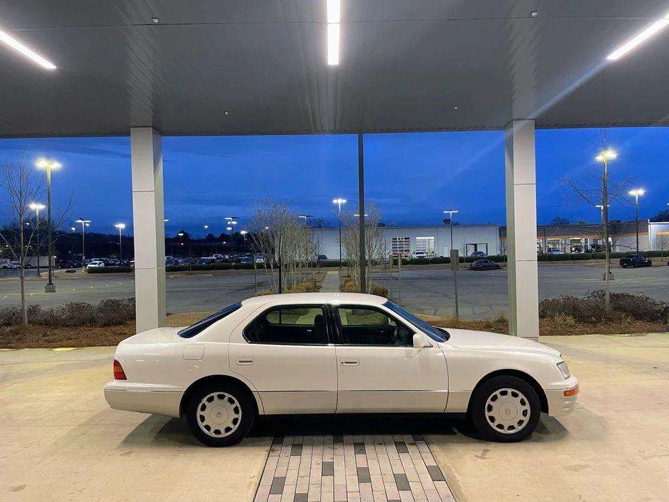 1997 Toyota Celsior 2nd Gen - Image 30 of 31