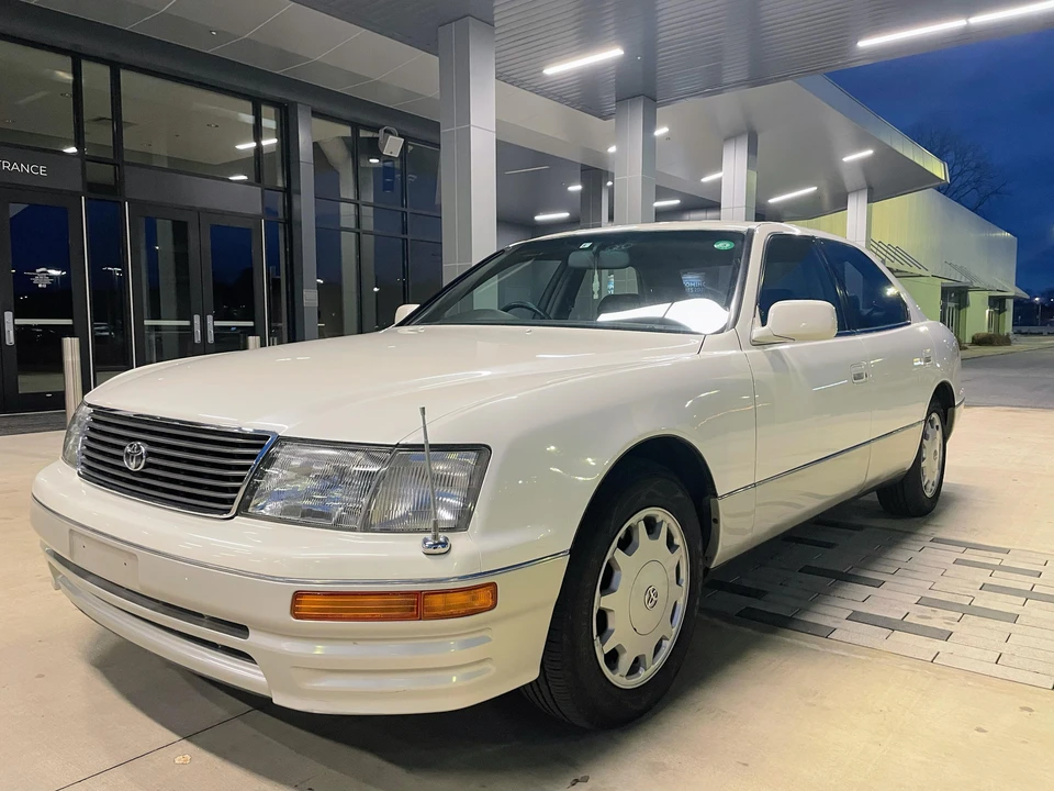 1997 Toyota Celsior 2nd Gen - Image 10 of 31