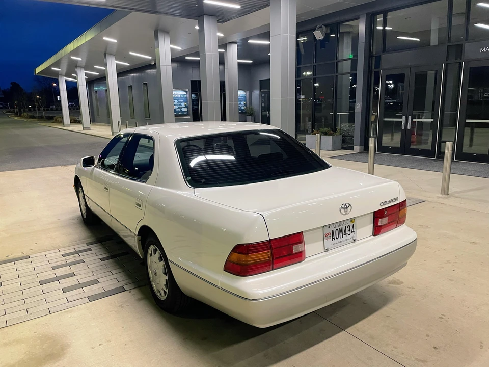 1997 Toyota Celsior 2nd Gen - Image 19 of 31