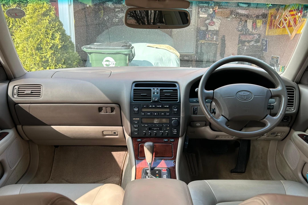 1997 Toyota Celsior 2nd Gen - Image 29 of 31