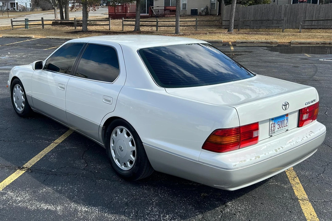 1997 Toyota Celsior 2nd Gen - Image 4 of 31