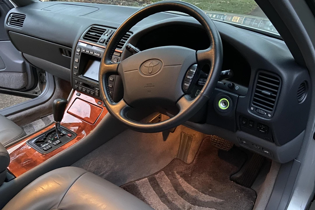 1997 Toyota Celsior 2nd Gen - Image 6 of 9