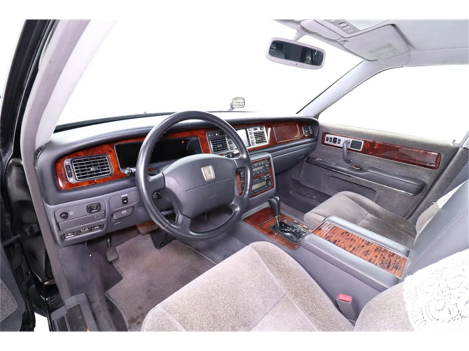 1997 Toyota Century 2nd Gen - Image 9 of 31